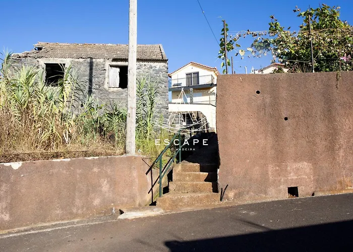 Casa Lucas By Escape To Madeira Arco da Calheta (Madeira)