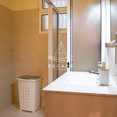 Casa Lucas By Escape To Madeira * Arco da Calheta (Madeira)